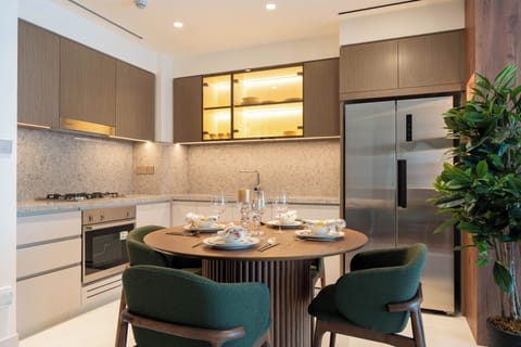 Deluxe Apartment, Balcony, Sea View | Living area | 125-cm flat-screen TV with digital channels, Netflix, streaming services