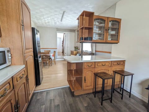 House, 6 Bedrooms | Interior