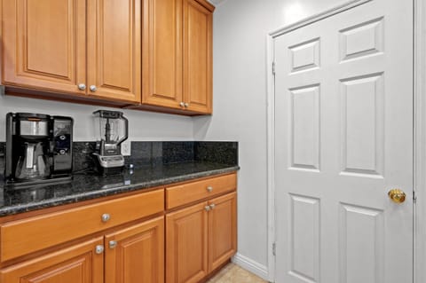 Apartment | 2 bedrooms, Internet