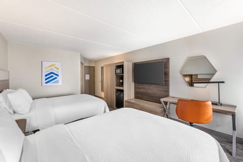 In-room safe, desk, soundproofing, iron/ironing board