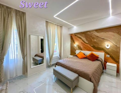 Double Room, Air conditioning, Courtyard View | Blackout drapes, free WiFi