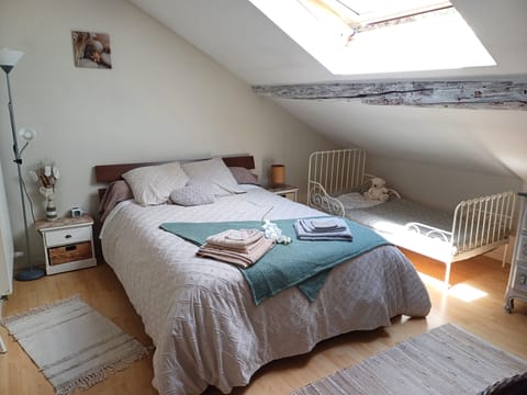 Standard Double Room, Pets Allowed | Memory foam beds, laptop workspace, blackout drapes, iron/ironing board