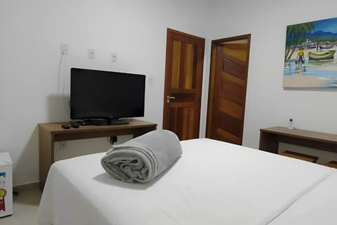 Comfort Double Room | Premium bedding, pillowtop beds, desk, laptop workspace