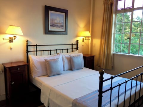 Superior Room, 1 Double or 2 Twin Beds, Private Bathroom | Individually decorated, individually furnished, desk, free WiFi