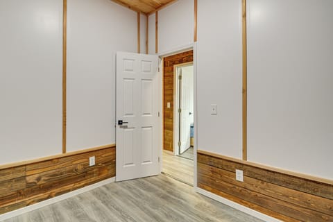 Apartment (1 Bedroom) | Interior