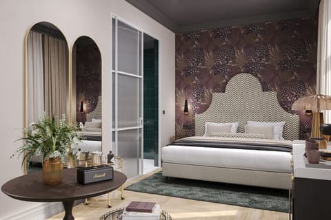 Room for 2+2 Seaview | Minibar, in-room safe, individually decorated, desk
