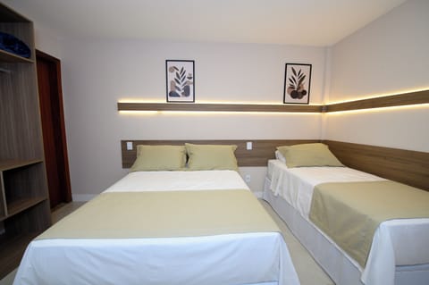 Standard Triple Room | Laptop workspace, free WiFi