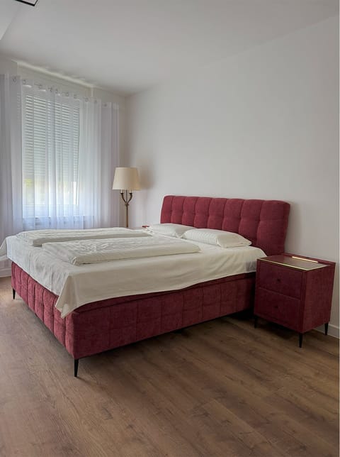 Comfort Double Room, City View | Desk, free WiFi