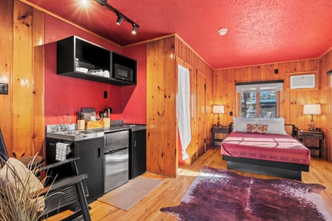 Cabin, Mountain View | Free WiFi