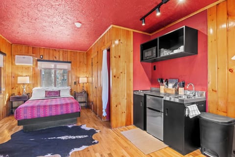 Cabin, Mountain View | Free WiFi