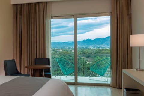 Deluxe Room, Mountain View | Balcony view