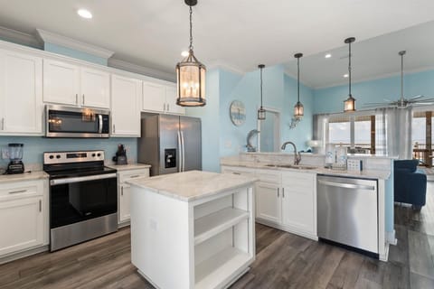 Private kitchen | Fridge