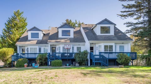 House, 3 Bedrooms, Balcony, Garden View | Exterior