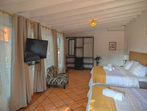 Deluxe Double Room, Multiple Beds, Garden View | Down comforters, Select Comfort beds, laptop workspace, blackout drapes