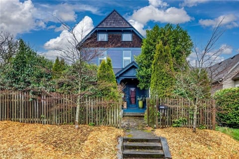 Apartment | 2 bedrooms, Internet