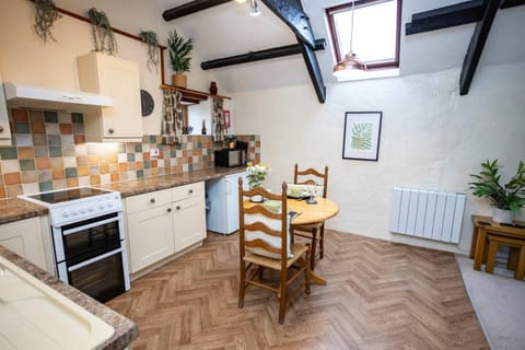 Apartment | 1 bedroom, Internet