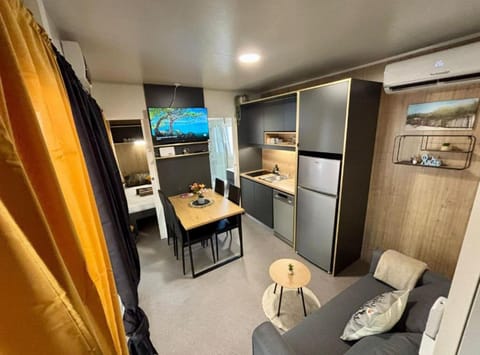 Mobile Home (Mobile Home With Hot Tub And Terrace) | Private kitchen | Fridge