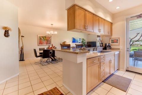 Condo, 3 Bedrooms, 2 Bathrooms | Private kitchen | Fridge, microwave, stovetop, dishwasher