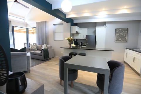 Classic Suite, Lagoon View | Private kitchen | Highchair