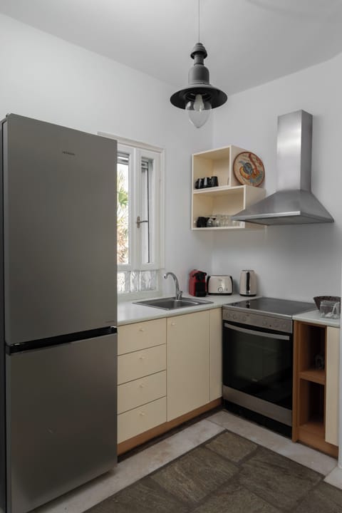 Villa 5 | on 2 levels | 96m2 | Private kitchen | Fridge, oven, stovetop, cookware/dishes/utensils