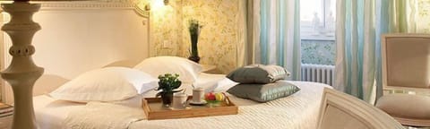 Classic Double or Twin Room | 1 bedroom, premium bedding, in-room safe, individually decorated