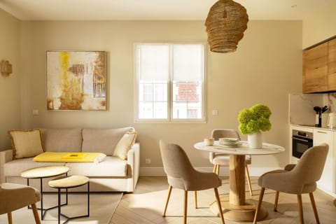 Apartment | Living area