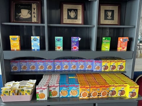 Daily continental breakfast (GBP 7.50 per person)