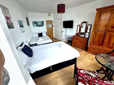 Family Quadruple Room | Iron/ironing board