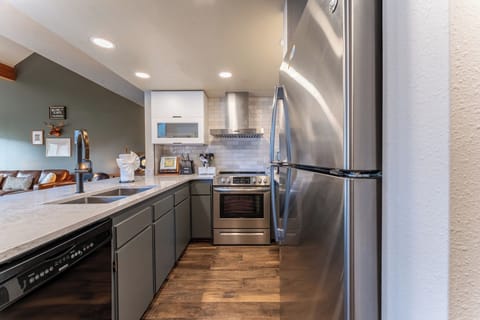 Apartment (2 Bedrooms) | Exterior