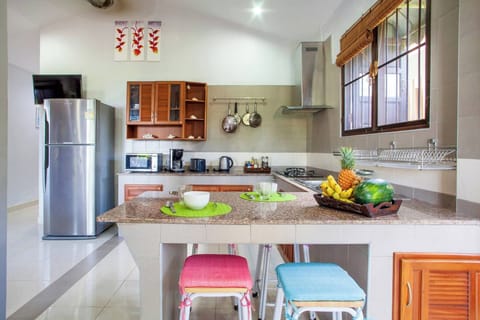 House, 2 Bedrooms, Smoking, Balcony | Interior