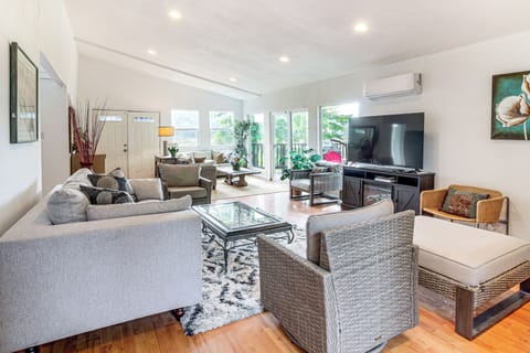 House (2 Bedrooms) | Front of property