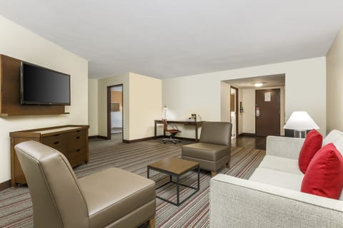 Suite, 1 Bedroom | In-room safe, desk, laptop workspace, blackout drapes