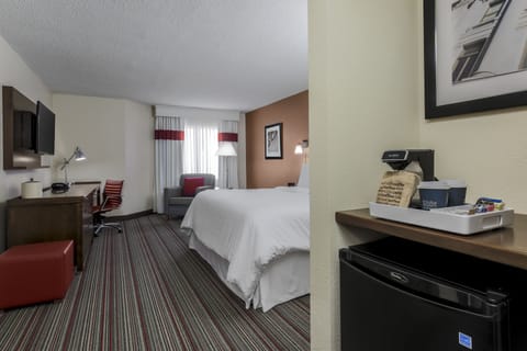 In-room safe, individually decorated, individually furnished, desk