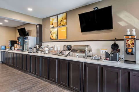 Free buffet breakfast