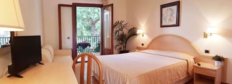 Double or Twin Room, Balcony, Garden View | In-room safe, desk, cribs/infant beds, bed sheets