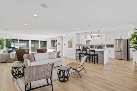 House | Living area | 80-inch Smart TV with cable channels