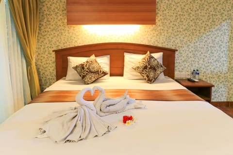 Superior Room | Desk, rollaway beds, free WiFi, bed sheets