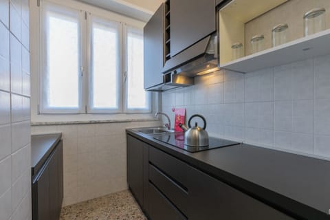 Apartment, 2 Bedrooms, Balcony | Private kitchen | Fridge, microwave, stovetop, dishwasher