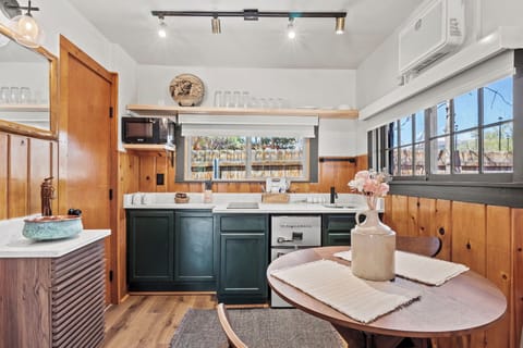 Cabin, River View | Private kitchen