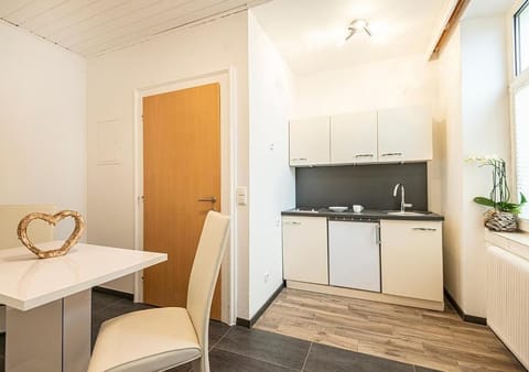 Superior Double Room | In-room safe, bed sheets