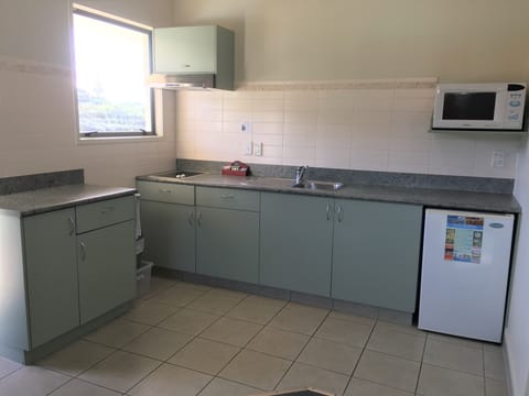 Electric kettle, toaster