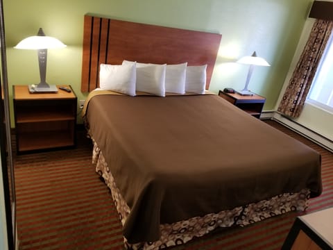 Superior Room, 1 King Bed | Down comforters, in-room safe, blackout drapes, soundproofing