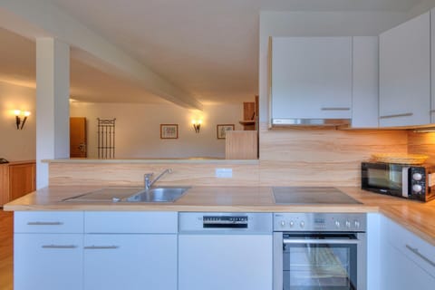 Apartment | Private kitchen | Highchair