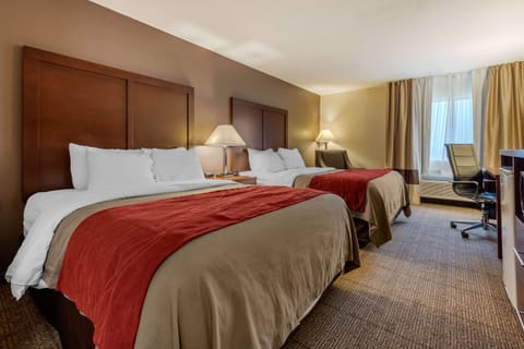 Standard Room, 2 Queen Beds, Non Smoking | Desk, soundproofing, iron/ironing board, free cribs/infant beds