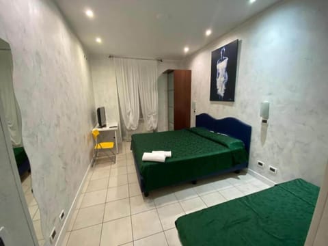 Desk, blackout drapes, soundproofing, cribs/infant beds