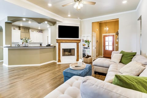 House (3 Bedrooms) | Interior