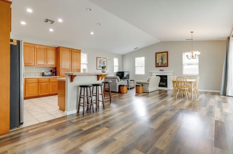 House (3 Bedrooms) | Interior