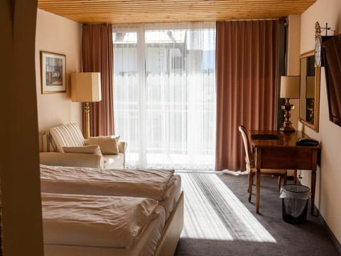 Superior Double Room | Blackout drapes, rollaway beds, free WiFi, bed sheets