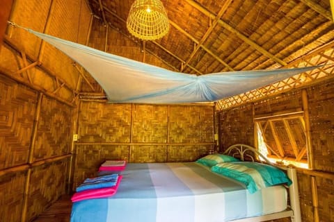 Bungalow, Sea View | Bed sheets