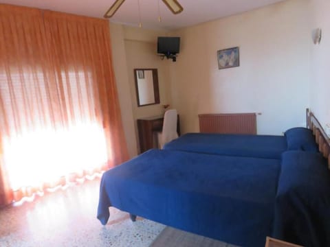 Double or Twin Room | Free WiFi